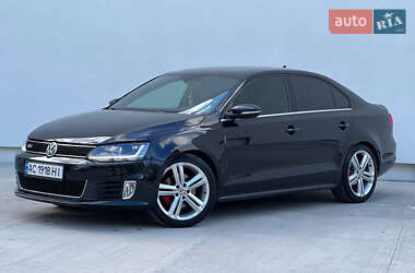 Седан Volkswagen Jetta 2015 в 