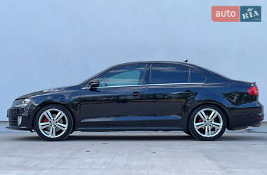 Седан Volkswagen Jetta 2015 в 