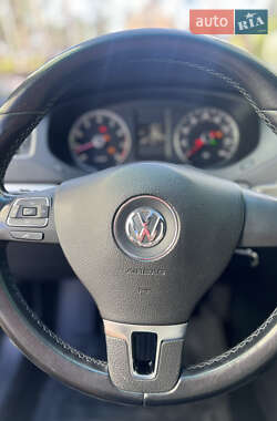 Седан Volkswagen Jetta 2013 в 