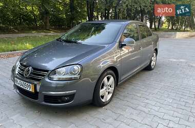 Седан Volkswagen Jetta 2009 в Тернополе