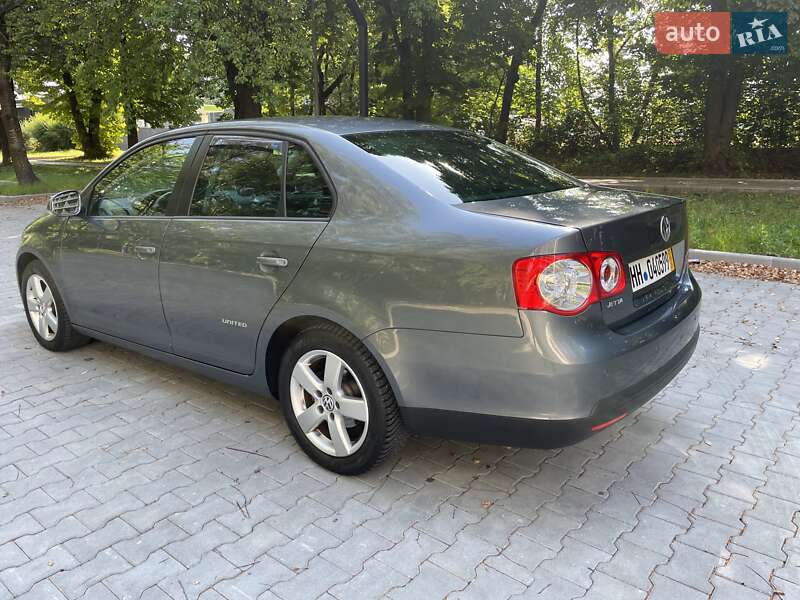 Седан Volkswagen Jetta 2008 в Тернополе