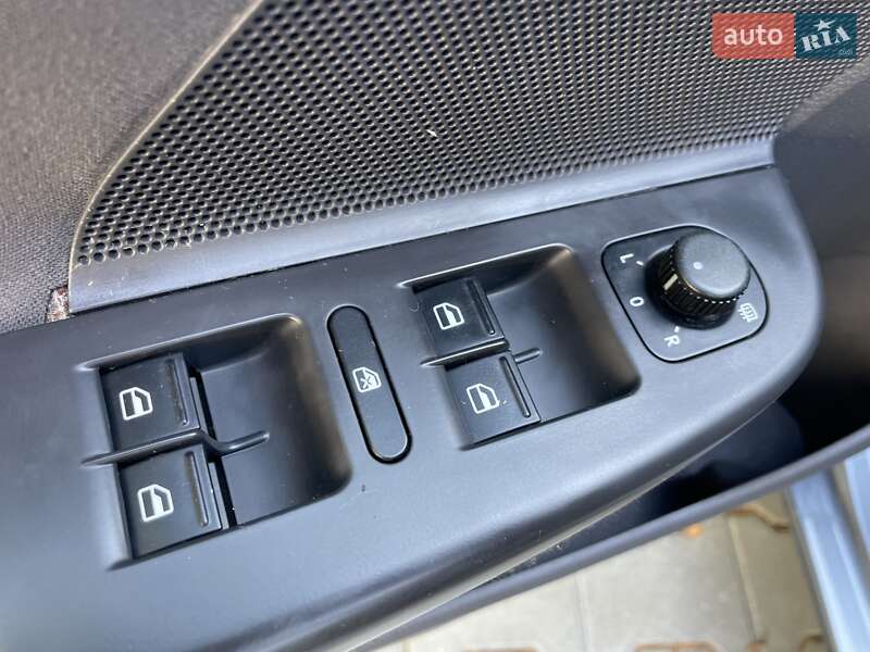 Седан Volkswagen Jetta 2008 в Тернополе