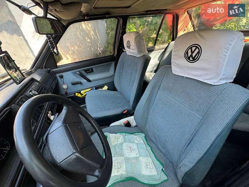 Седан Volkswagen Jetta 1990 в Варві
