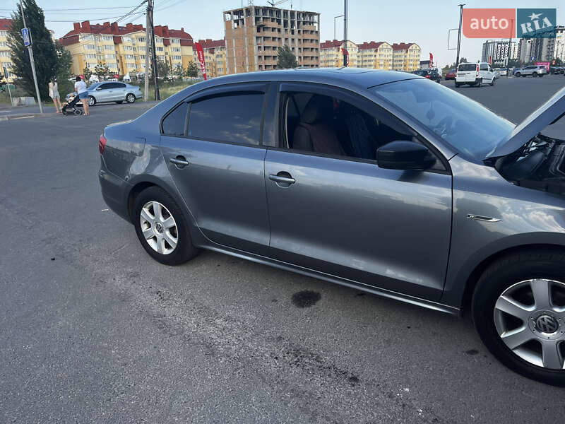 Седан Volkswagen Jetta 2012 в Киеве