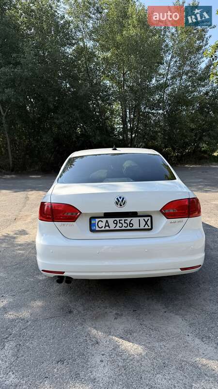 Седан Volkswagen Jetta 2012 в Черкасах