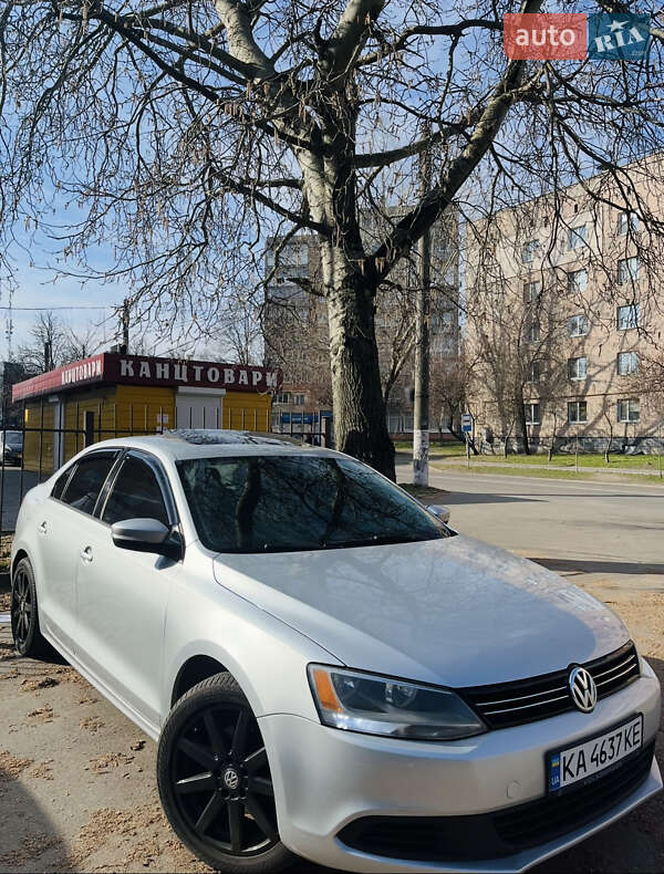 Седан Volkswagen Jetta 2010 в Борисполі