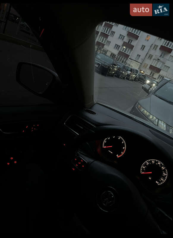 Седан Volkswagen Jetta 2010 в Борисполі