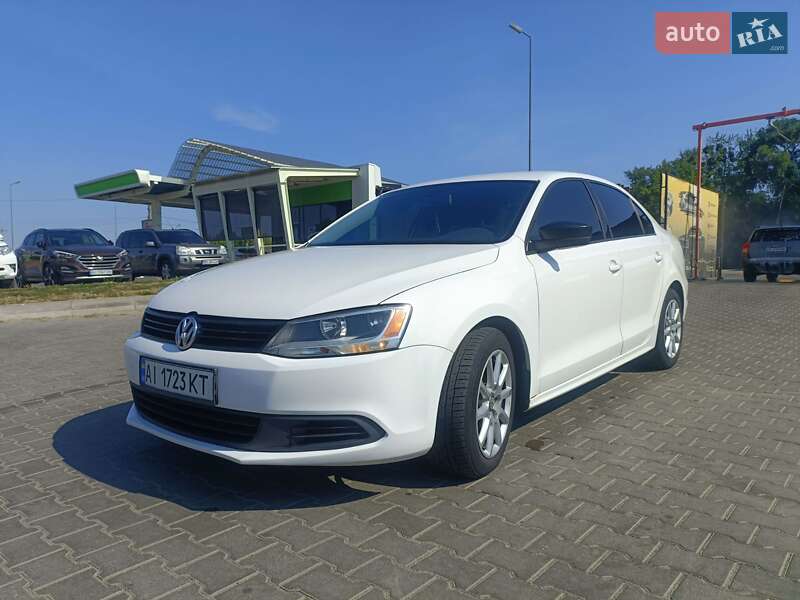 Седан Volkswagen Jetta 2012 в Василькове