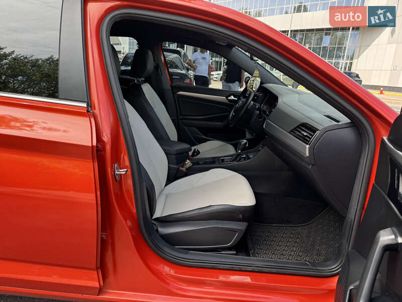 Седан Volkswagen Jetta 2018 в Киеве