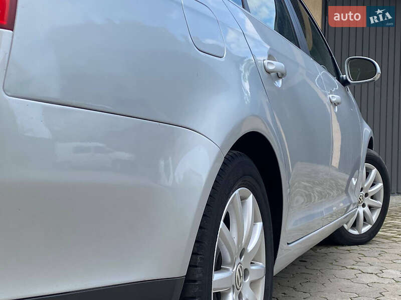 Седан Volkswagen Jetta 2007 в Самборе