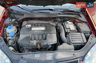 Седан Volkswagen Jetta 2008 в 