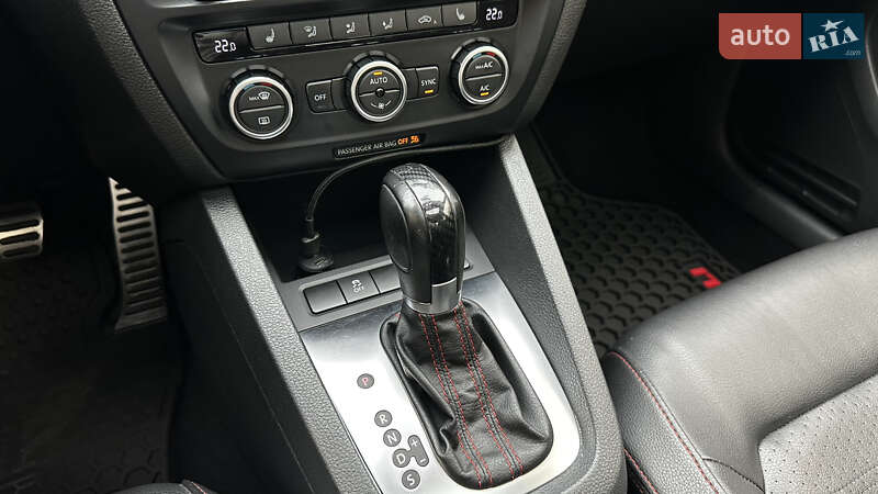Седан Volkswagen Jetta 2013 в Харькове