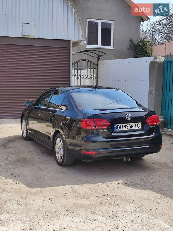 Седан Volkswagen Jetta 2013 в Одесі
