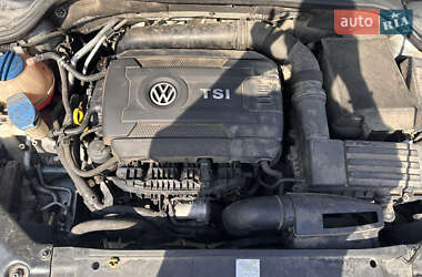 Седан Volkswagen Jetta 2013 в 