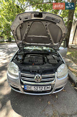 Седан Volkswagen Jetta 2006 в 