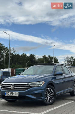 Седан Volkswagen Jetta 2019 в 