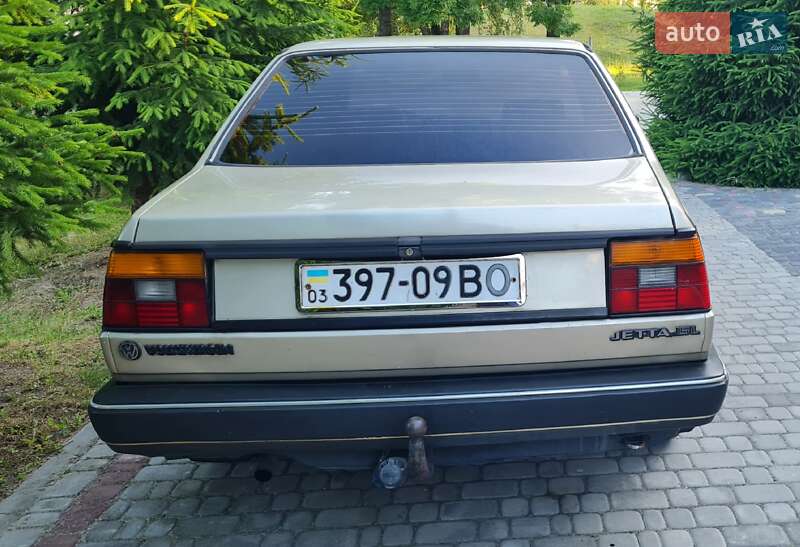 Седан Volkswagen Jetta 1984 в Ратным