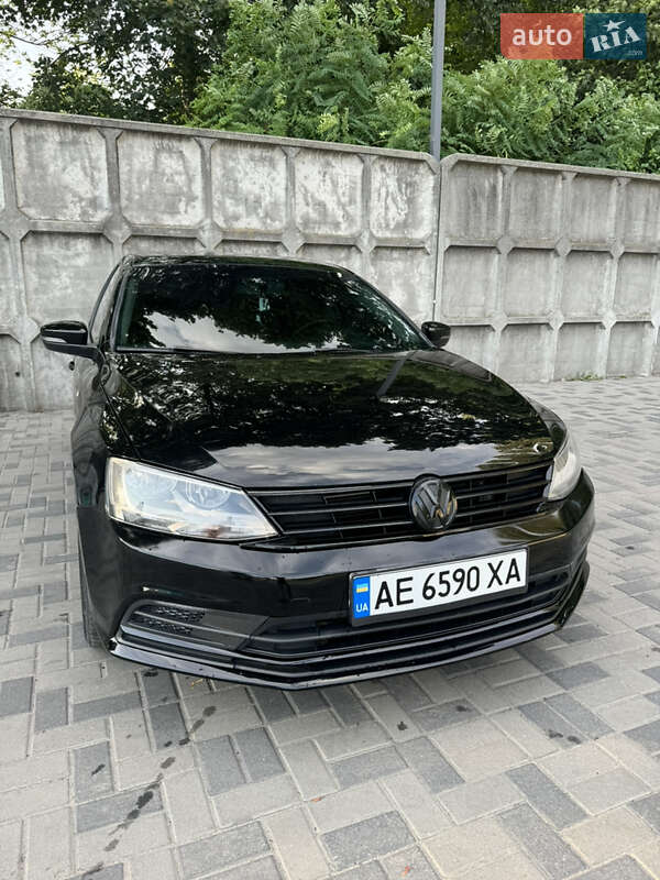 Седан Volkswagen Jetta 2014 в Днепре