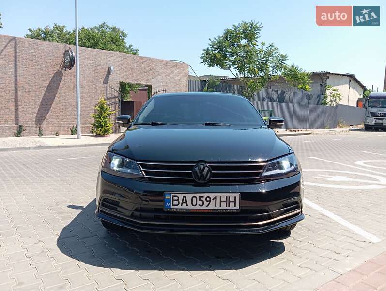 Седан Volkswagen Jetta 2015 в Одесі