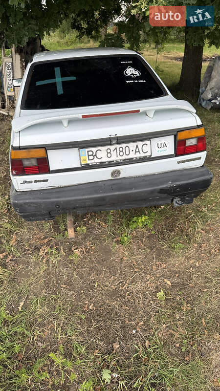 Седан Volkswagen Jetta 1988 в Радехові