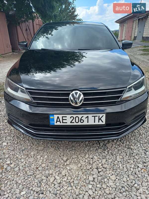 Седан Volkswagen Jetta 2015 в Кривом Роге