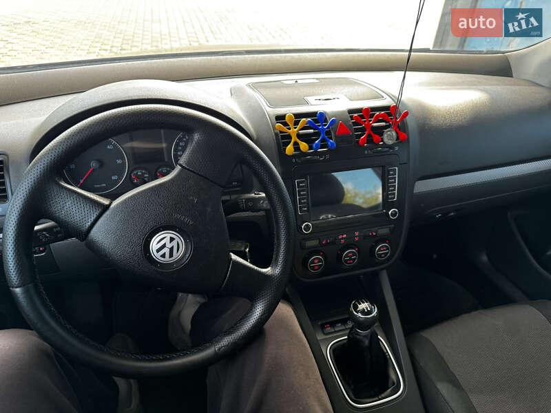 Седан Volkswagen Jetta 2009 в Софіївській Борщагівці