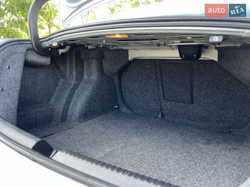 Седан Volkswagen Jetta 2012 в Киеве