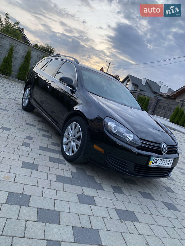 Универсал Volkswagen Jetta 2014 в Ровно