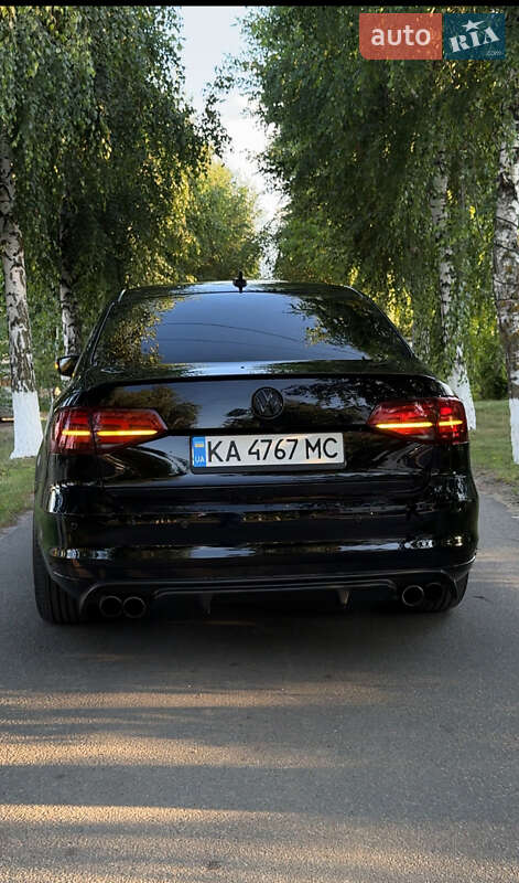 Седан Volkswagen Jetta 2016 в Киеве