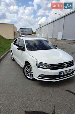 Седан Volkswagen Jetta 2015 в Борисполе