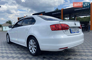 Седан Volkswagen Jetta 2011 в Харкові