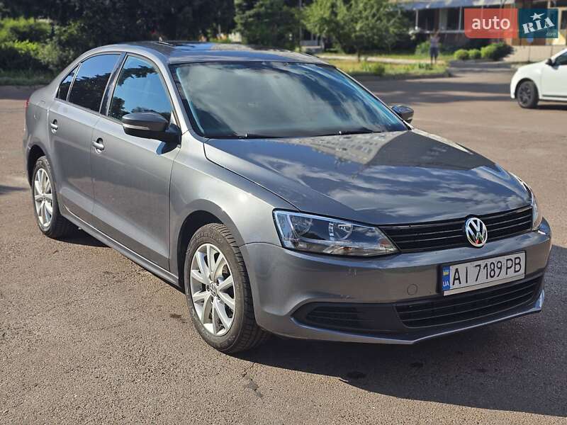 Volkswagen Jetta 2011