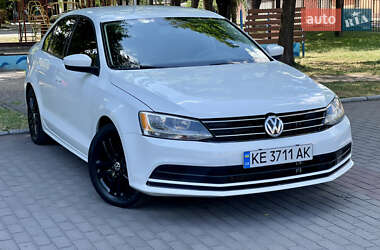 Седан Volkswagen Jetta 2015 в Карнауховке