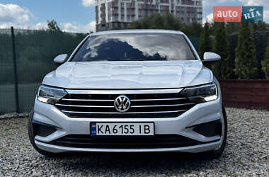 Седан Volkswagen Jetta 2018 в 