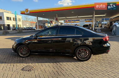 Седан Volkswagen Jetta 2017 в Киеве