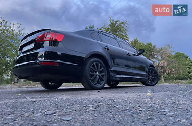 Седан Volkswagen Jetta 2012 в Николаеве