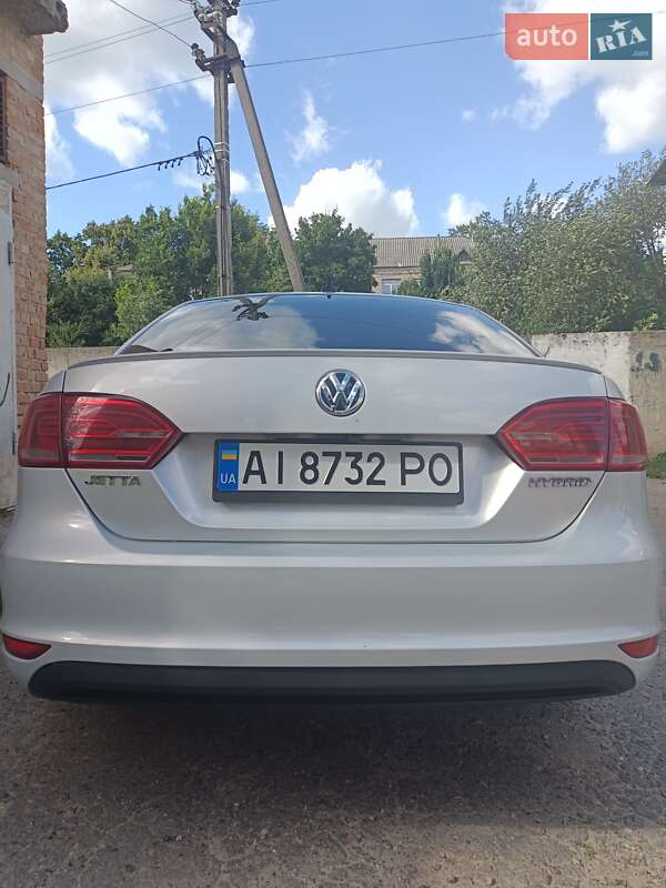 Седан Volkswagen Jetta 2013 в Сквирі