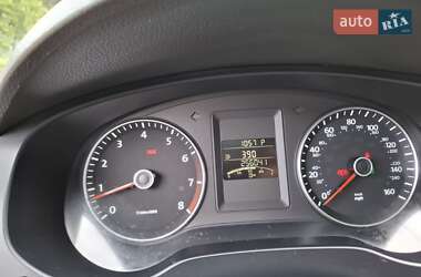 Седан Volkswagen Jetta 2014 в 