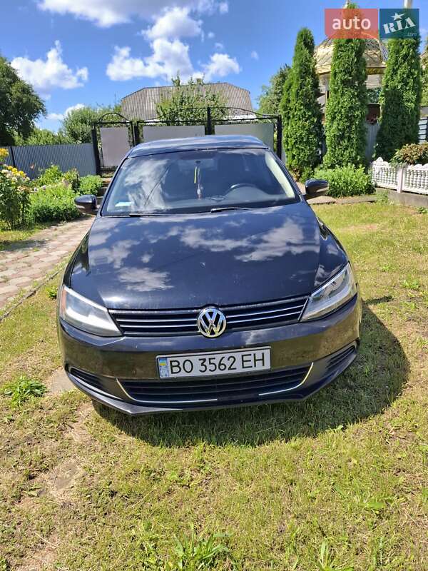 Седан Volkswagen Jetta 2014 в Борщеві