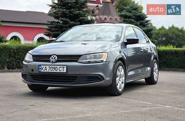 Седан Volkswagen Jetta 2014 в Днепре