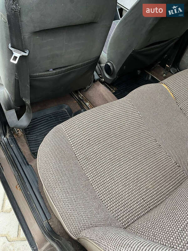 Седан Volkswagen Jetta 1986 в Ровно