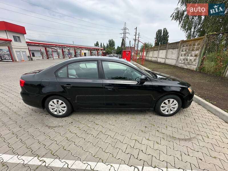 Седан Volkswagen Jetta 2014 в Вінниці