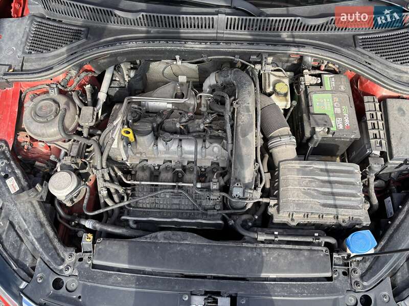 Седан Volkswagen Jetta 2019 в Львове