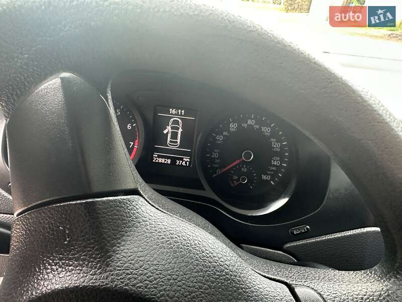 Седан Volkswagen Jetta 2014 в Сахновщине