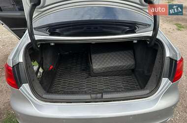 Седан Volkswagen Jetta 2014 в 
