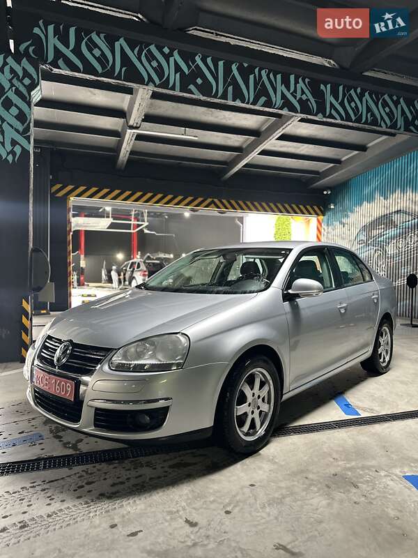 Volkswagen Jetta 2008
