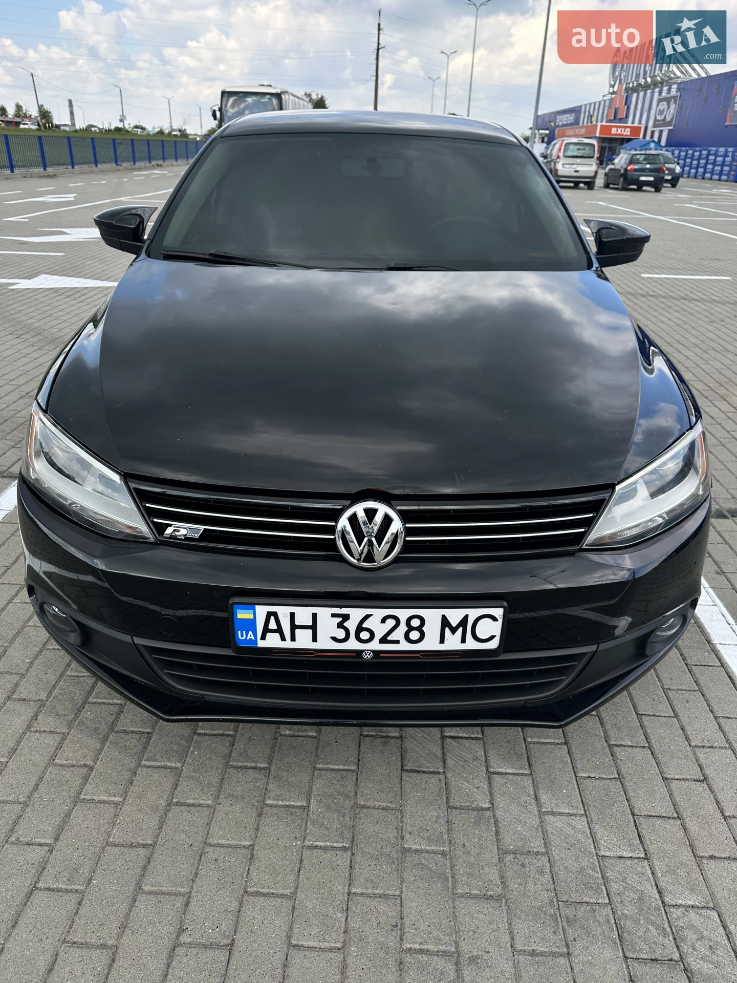 2012 Volkswagen Jetta - мініатюра 2