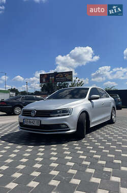 Седан Volkswagen Jetta 2016 в Полтаве