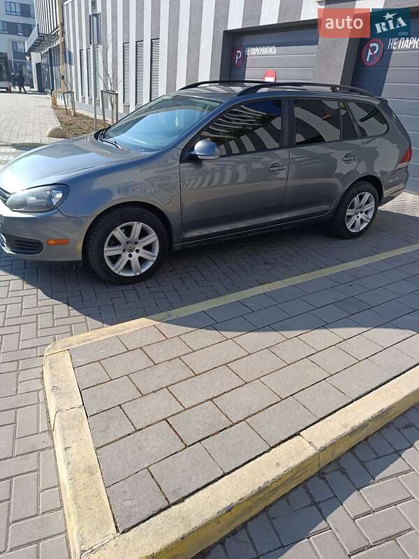 Универсал Volkswagen Jetta 2012 в Львове