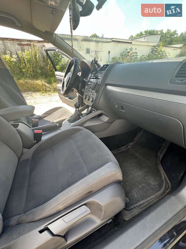 Седан Volkswagen Jetta 2008 в Тернополі